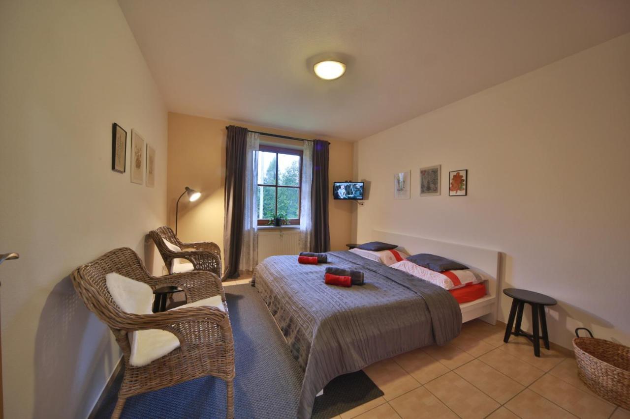 Apartmány U šneka Železná Ruda Esterno foto