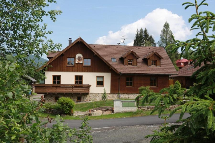 Apartmány U šneka Železná Ruda Esterno foto